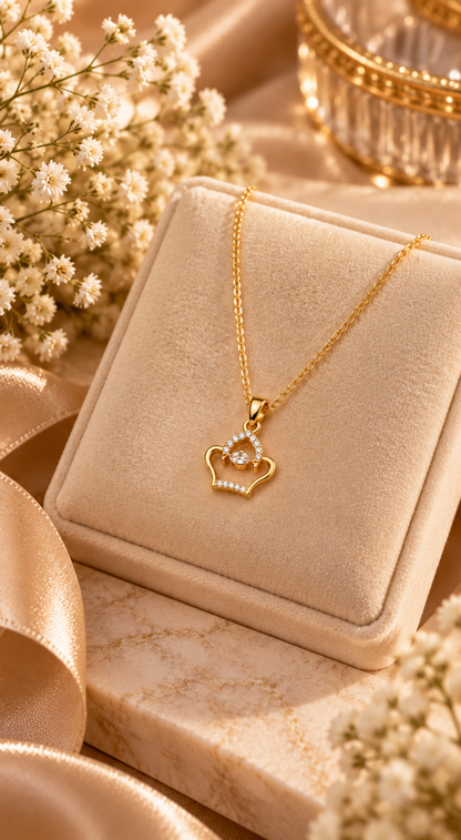 Queen Royal Pendant